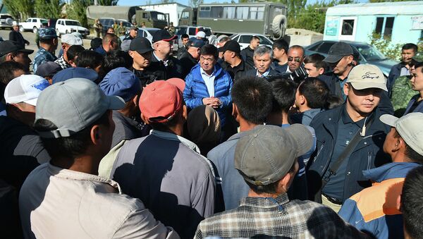 Рабочий визит премьер-министра Мухаммедкалыя Абылгазиева в Баткенскую область - Sputnik Кыргызстан