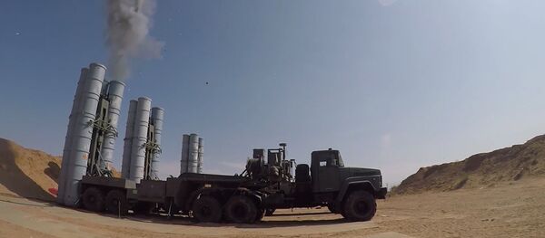 Это нечто! Комплексы С-300 и С-400 показали свою боевую мощь — видео - Sputnik Кыргызстан