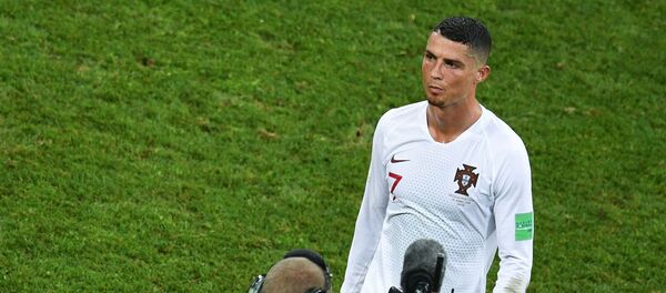 Португальский футболист Криштиану Роналду. Архивное фото Португальский футболист Криштиану Роналду. Архивное фото - Sputnik Кыргызстан