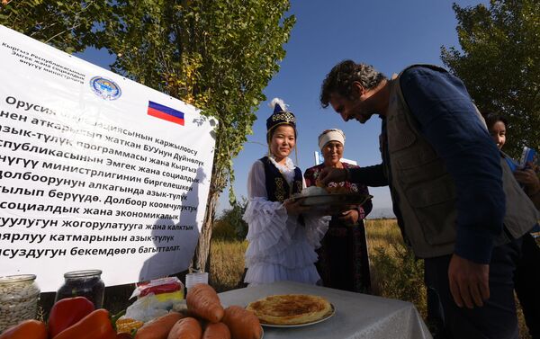 Строительные материалы предоставили органы местной власти - Sputnik Кыргызстан