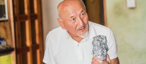 Кыргызстандын ири тоо-кендериндеги алтындын корун бекиткен геология-минералогия илимдеринин доктору Кубат Осмонбетов - Sputnik Кыргызстан