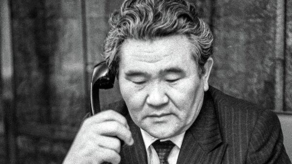 Белгилүү саясатчы, коомдук жана мамлекеттик ишмер Султан Ибраимов. Архив - Sputnik Кыргызстан
