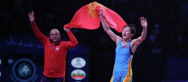 Чемпионат мира по спортивной борьбе в Нур-Султане. Финал по женской борьбе. 62 кг - Sputnik Кыргызстан