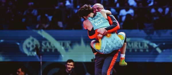 Чемпионат мира по спортивной борьбе в Нур-Султане. Финал по женской борьбе. 62 кг - Sputnik Кыргызстан