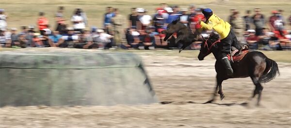 Самые интересные моменты финала по кок-бору в Таласе — видео - Sputnik Кыргызстан