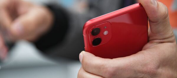 Новый смартфон. Архивное фото - Sputnik Кыргызстан