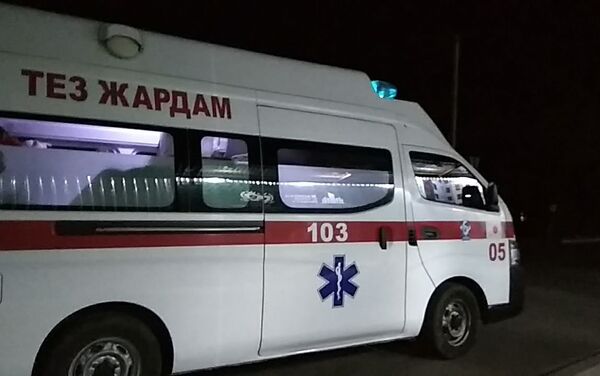 Четыре человека обратились в больницу, где им оказали помощь и отпустили домой. - Sputnik Кыргызстан