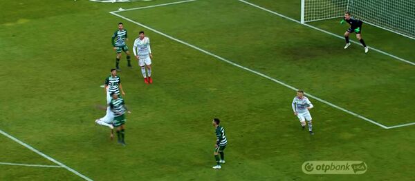 Блестяще! Самый красивый гол по версии FIFA — видео Блестяще! Самый красивый гол по версии FIFA — видео - Sputnik Кыргызстан