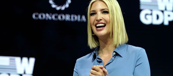 Дочь президента США Иванка Трамп Дочь президента США Иванка Трамп - Sputnik Кыргызстан