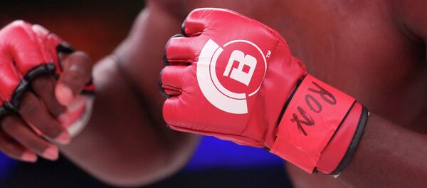 Турнир Bellator в Нью-Йорке Турнир Bellator в Нью-Йорке - Sputnik Кыргызстан