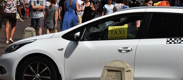Автомобиль такси. Архивное фото - Sputnik Кыргызстан