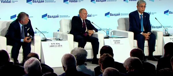 Саддам Хусейн тоже так думал — Путин пошутил после слов Токаева. Видео - Sputnik Кыргызстан