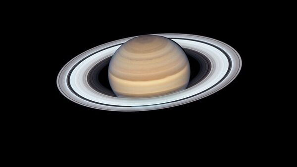 Снимок Сатурна, сделанный при помощи телескопа Хаббл - Sputnik Кыргызстан
