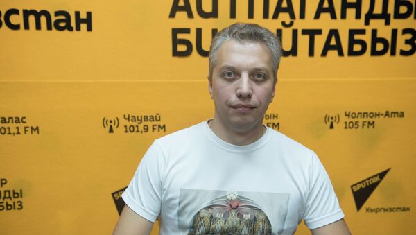 Титулярный органист, лауреат российских и международных конкурсов Евгений Авраменко - Sputnik Кыргызстан