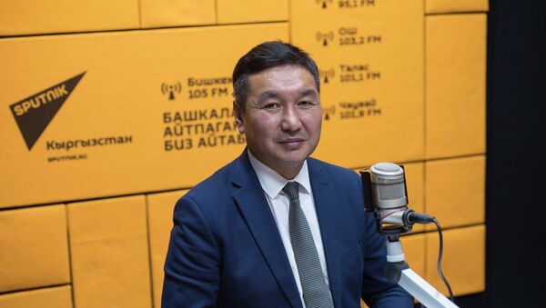 Начальник управления по работе с общественностью Социального фонда КР Женишбек Мукамбетов - Sputnik Кыргызстан