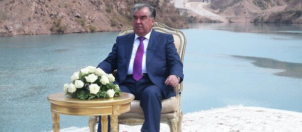 Президент Республики Таджикистан Эмомали Рахмон Президент Республики Таджикистан Эмомали Рахмон - Sputnik Кыргызстан
