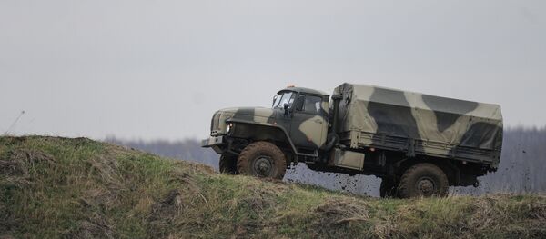 Военный грузовик. Архивное фото - Sputnik Кыргызстан