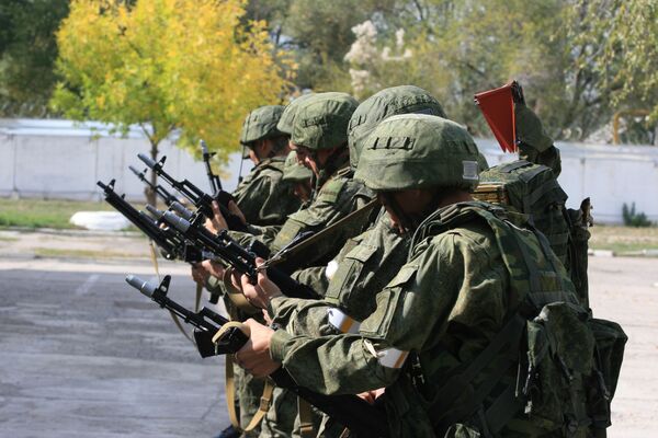  Военнослужащие авиабазы ОДКБ Кант провели контртеррористические учения на территории военного объекта - Sputnik Кыргызстан