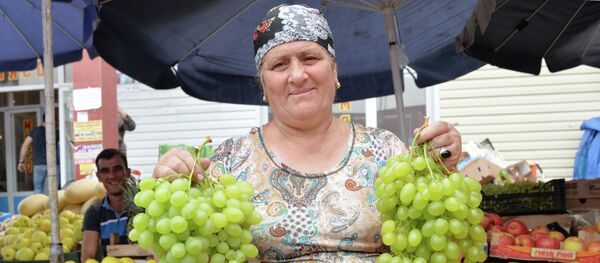 Продуктовый рынок Беркат в Грозном - Sputnik Кыргызстан