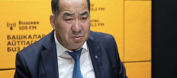 Министр образования и науки КР Каныбек Исаков - Sputnik Кыргызстан