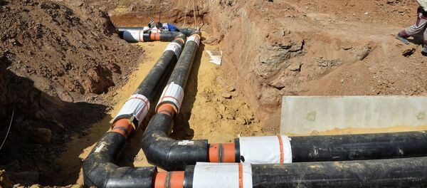 Прокладка каналицазионных труб. Архивное фото - Sputnik Кыргызстан
