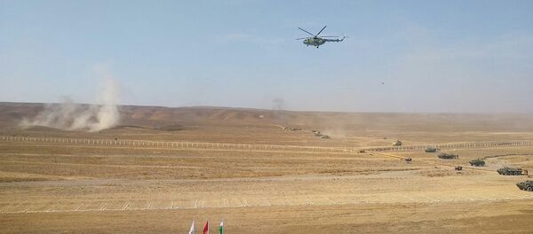 Военные учения кыргызских и узбекских пограничников - Sputnik Кыргызстан