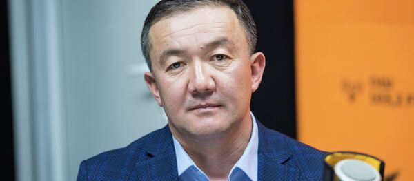 Республика — Ата-Журт фракциясынын лидери Жыргалбек Турускулов - Sputnik Кыргызстан