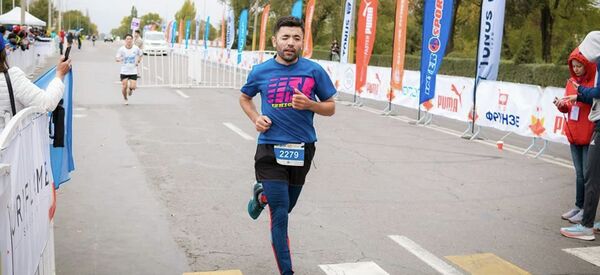 Кыргызстандык триатлончу Жалалдин Абдувалиев - Sputnik Кыргызстан