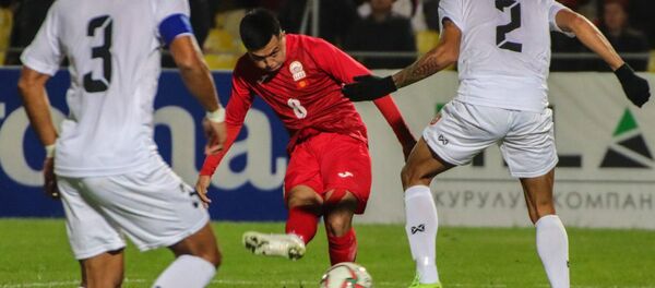 Футбольный матч Кыргызстан — Мьянма в рамках отборочного раунда ЧМ-2022 - Sputnik Кыргызстан