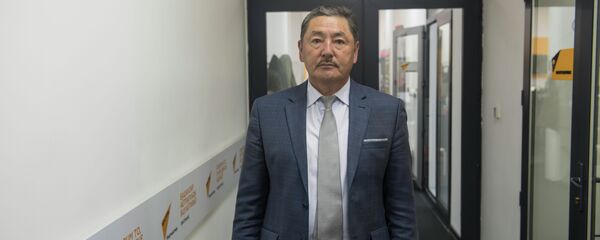 Улуттук статистика комитетинин төрагасынын орун басары Кошой Исалиев Улуттук статистика комитетинин төрагасынын орун басары Кошой Исалиев - Sputnik Кыргызстан
