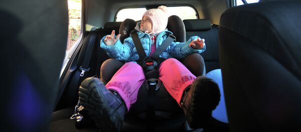 Детское автомобильное кресло - Sputnik Кыргызстан