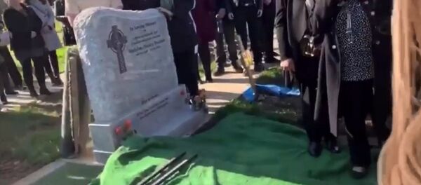 Ирландец развеселил скорбящих родственников на собственных похоронах. Видео - Sputnik Кыргызстан