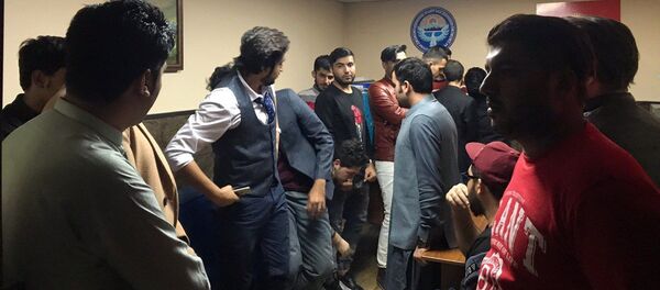 Иностранные студенты задержанные в Бишкеке по подозрению в участии массовой драке - Sputnik Кыргызстан