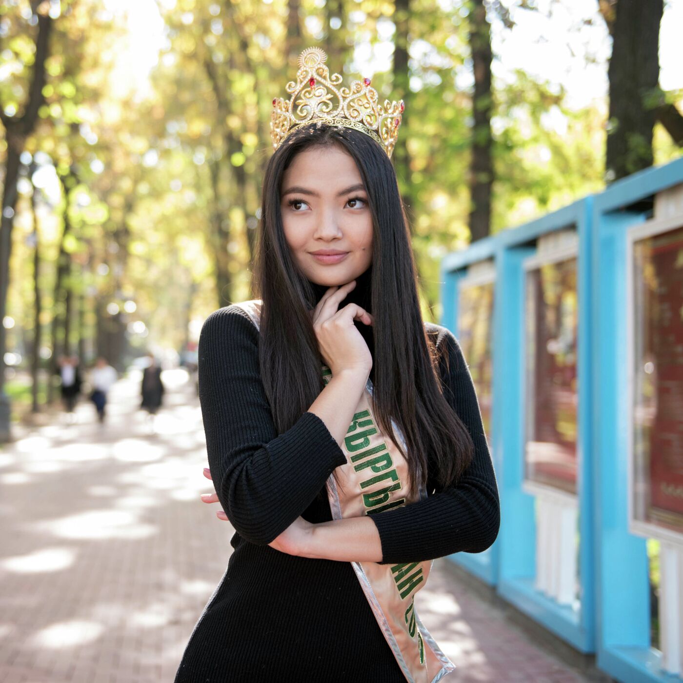 Отцу не нравилось, что я работаю моделью, — самая красивая девушка  Кыргызстана - 20.10.2019, Sputnik Кыргызстан