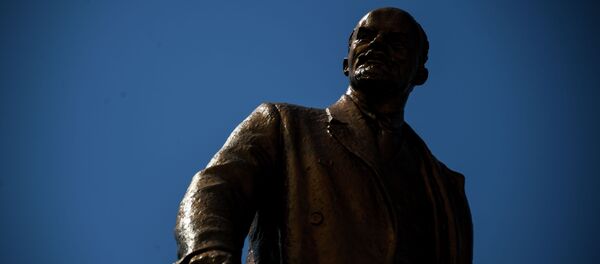 Памятник В. И. Ленину. Архивное фото - Sputnik Кыргызстан