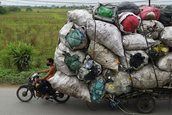 Переработка мусора во Вьетнаме - Sputnik Кыргызстан