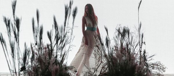 Неделя моды в Сан-Паулу Неделя моды в Сан-Паулу - Sputnik Кыргызстан