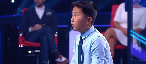 Кыргызстандык калькулятор бала Россиядагы шоуда элдин оозун ачырды. Видео - Sputnik Кыргызстан