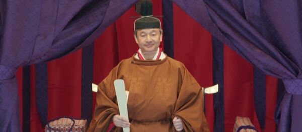 Нөшөрлүү Токио. Жээнбеков япон императорунун так отуруу аземине катышты. Видео - Sputnik Кыргызстан