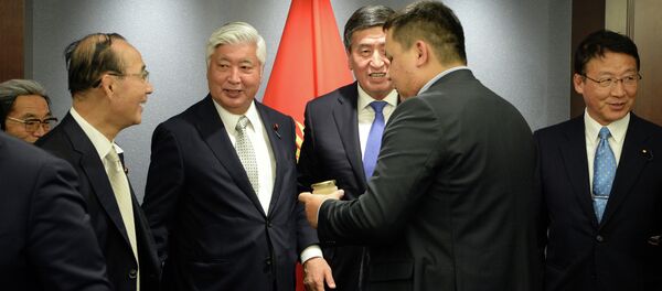 Рабочий визит Сооронбая Жээнбекова в Японию Рабочий визит Сооронбая Жээнбекова в Японию - Sputnik Кыргызстан