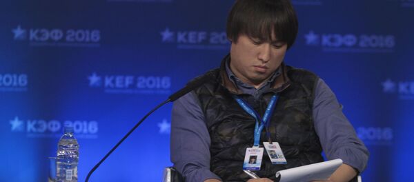 Популярный в прошлом кавээнщик, бывший капитан команды РУДН Сангаджи Тарбаев. Архивное фото - Sputnik Кыргызстан