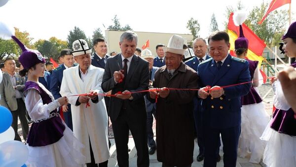 Открытие дома для работников органов прокуратуры Баткенской области - Sputnik Кыргызстан