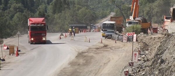 Строительство галереи длиной 460 метров в горах на трассе Бишкек — Ош - Sputnik Кыргызстан