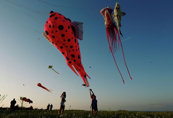 Международный фестиваль воздушных змеев на острове Гоцо - Sputnik Кыргызстан