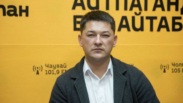 Председатель правления Общественного объединения Абийир Эл из Иссык-Кульской области Азис Токтосунов  - Sputnik Кыргызстан