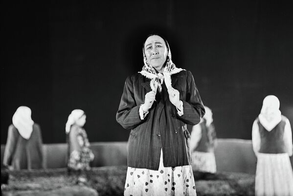Күйүкова 1940-жылдан баштап Кыргыз драма театрында иштеген - Sputnik Кыргызстан