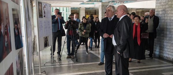 Выставка, посвященная 90-летию со дня рождения Евгения Примакова в КРСУ - Sputnik Кыргызстан