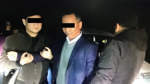Задержание судьи горсуда и заместителя главы ОВД Кара-Кула - Sputnik Кыргызстан