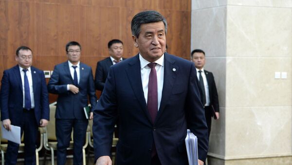 Президент КР Сооронбай Жээнбеков перед встречей с руководителями СМИ Кыргызстана - Sputnik Кыргызстан