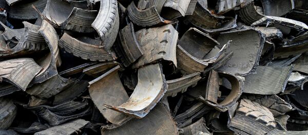 Фрагменты старых автопокрышек. Архивное фото - Sputnik Кыргызстан